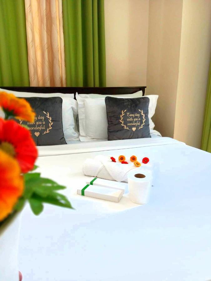 The Palm Tree Condotel Manila Airport 外观 照片