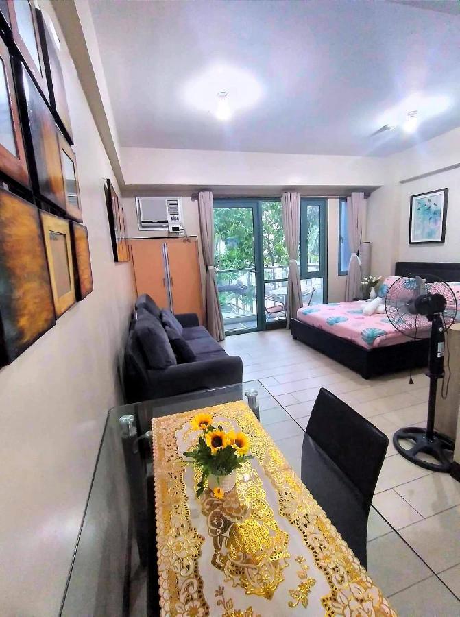 The Palm Tree Condotel Manila Airport 外观 照片